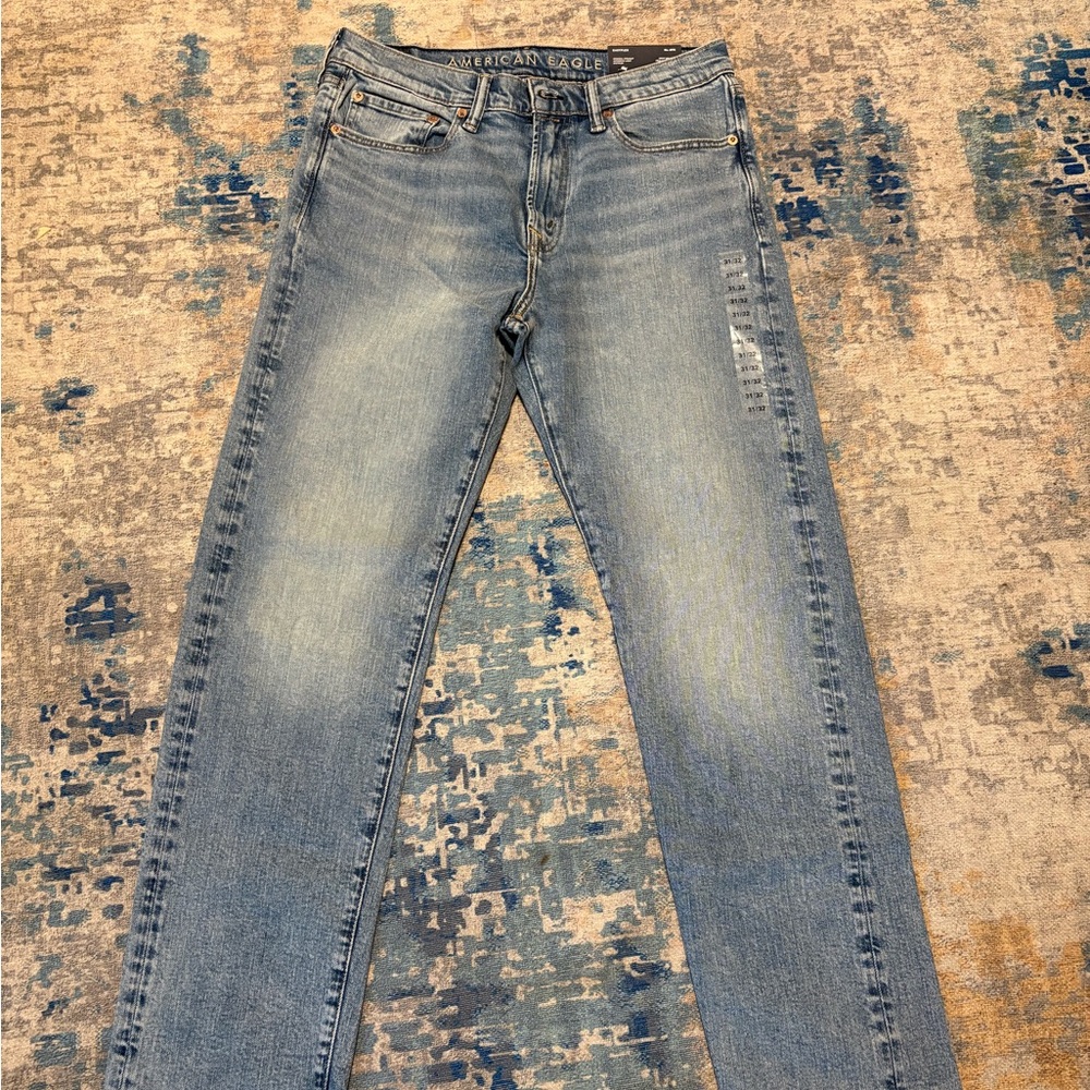 American Eagle Light Washed Denim Jeans